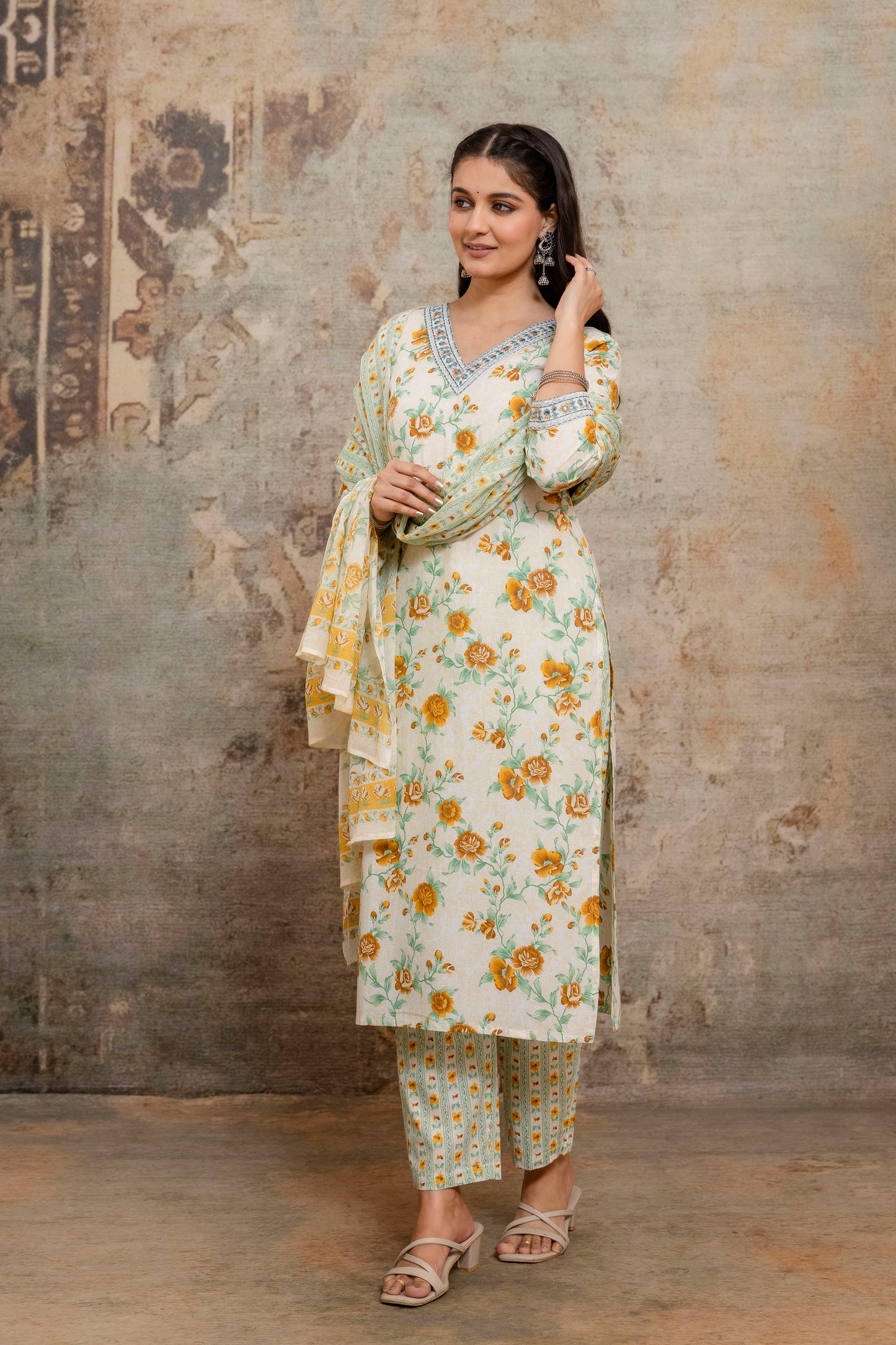 SAMAIRA COTTON SUIT SET