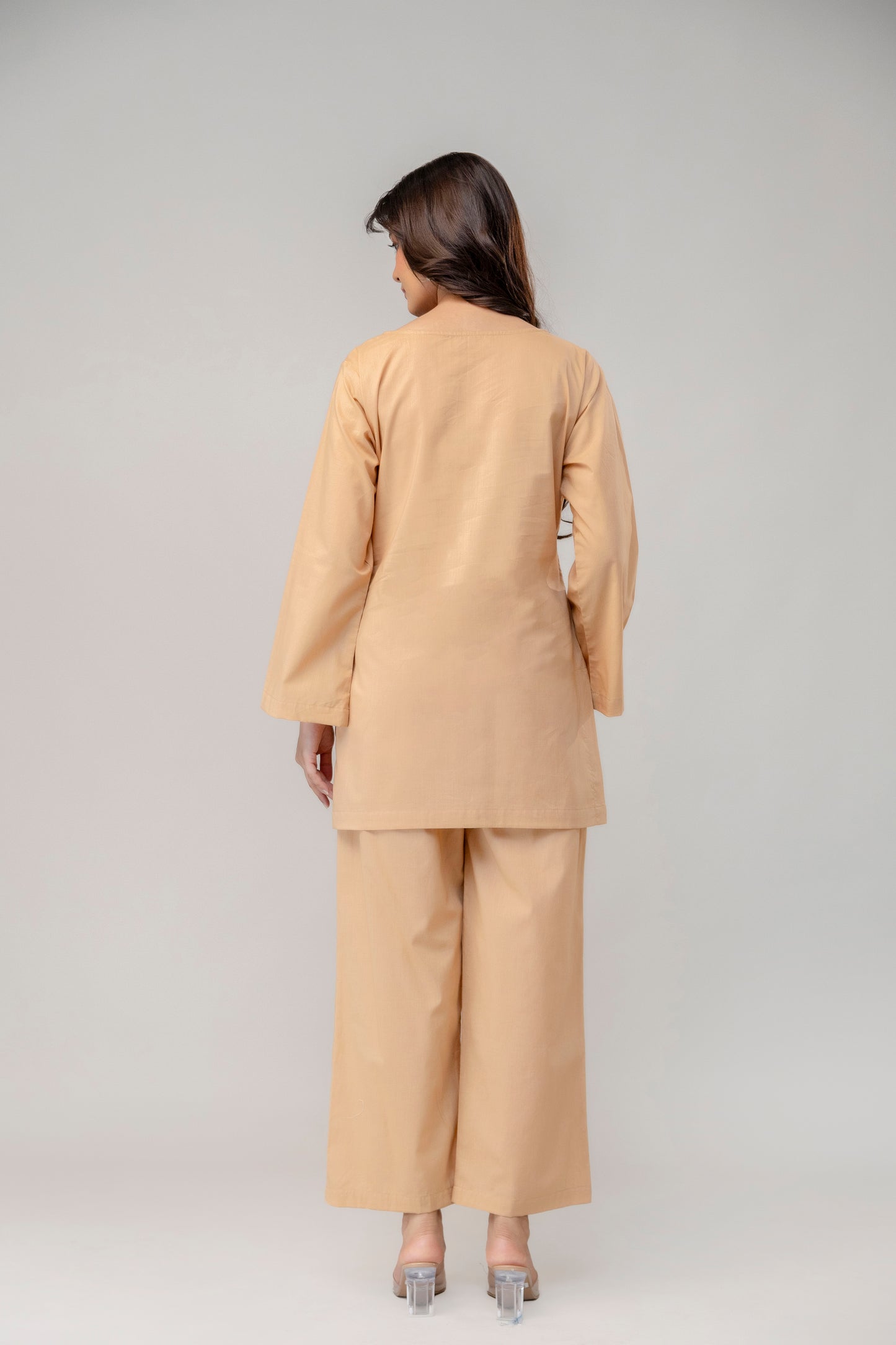 ESSENTIAL SANDSTONE SERENITY