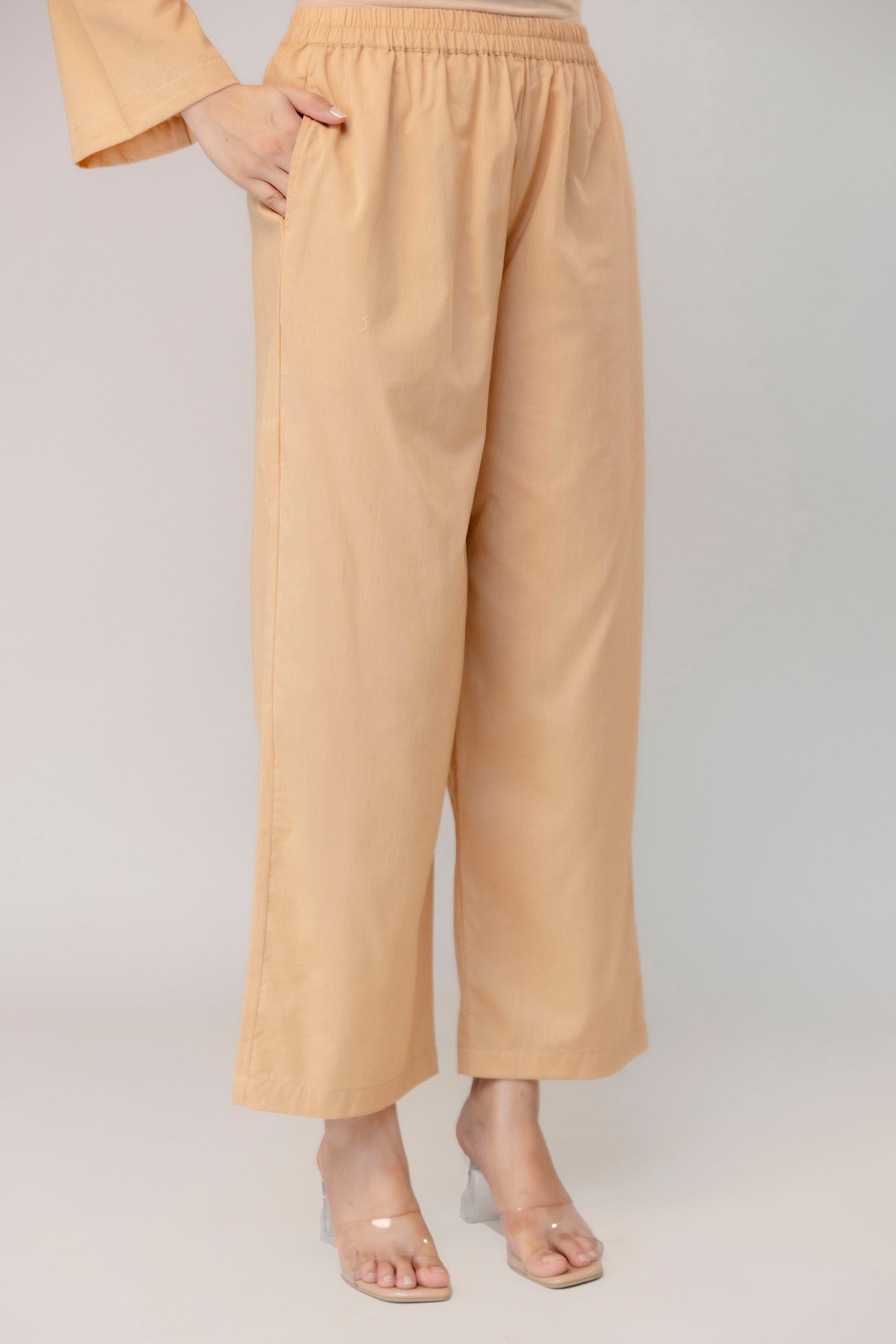 ESSENTIAL SANDSTONE SERENITY